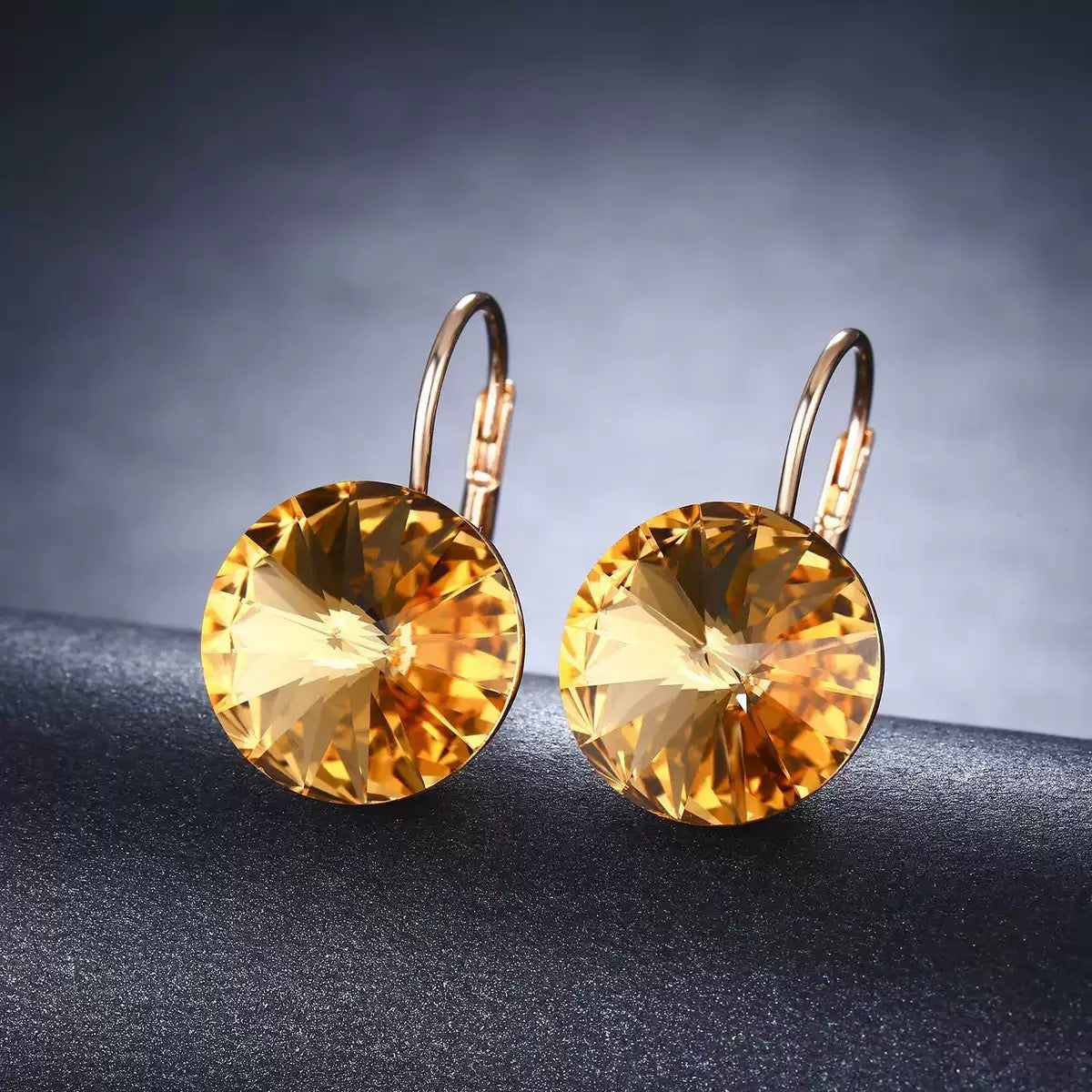 Lumière Hoops Earrings