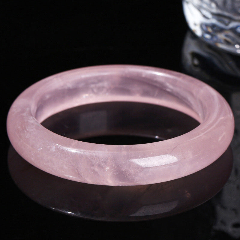 Collection de bracelets en cristaux naturels