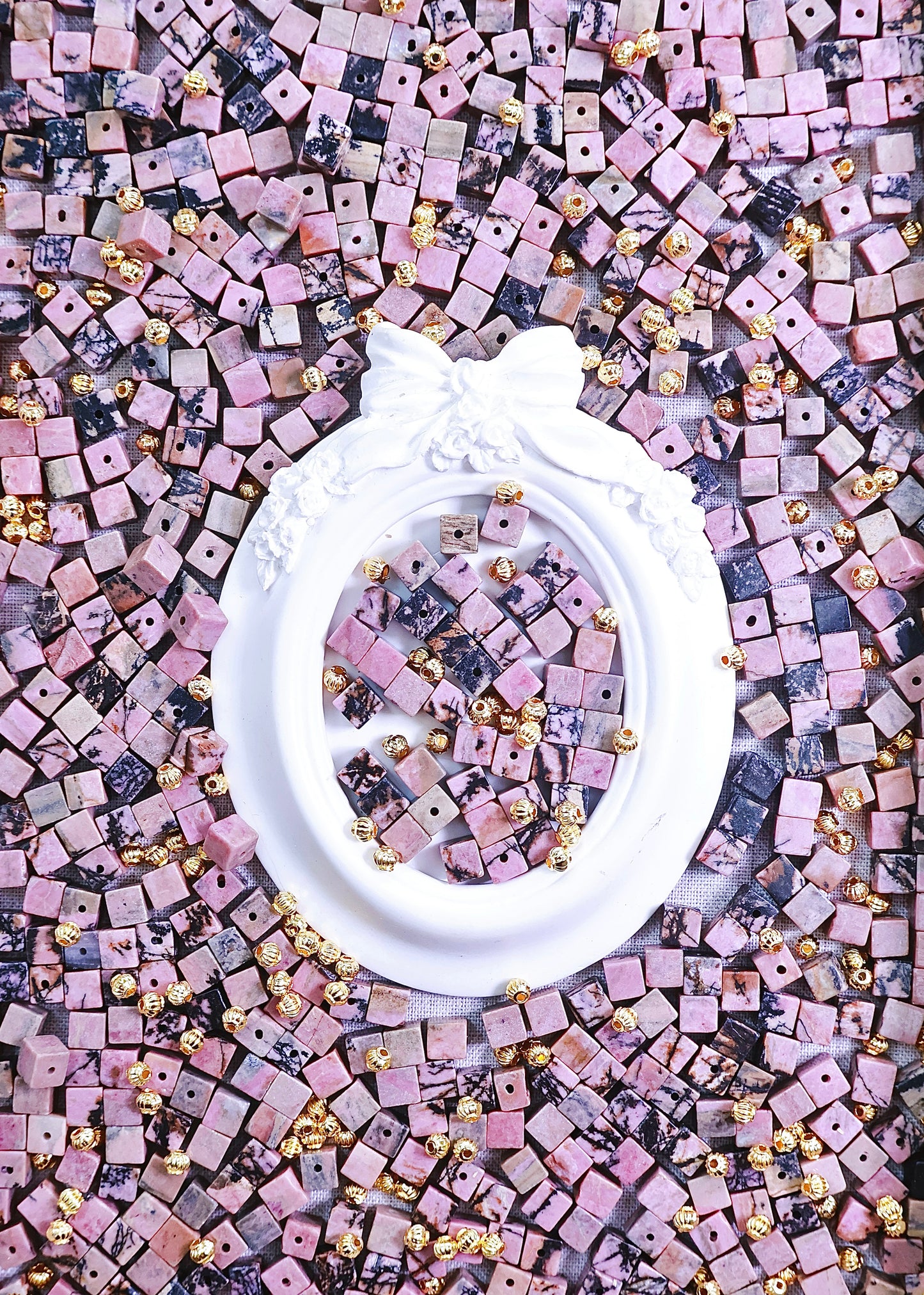 Cristal Rhodochrosite carrée 6*6mm